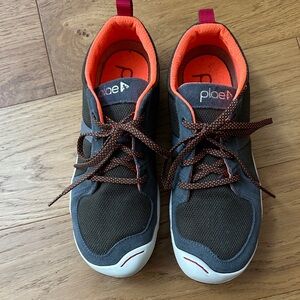 PLAE Miles Dragon Scales - kids shoe